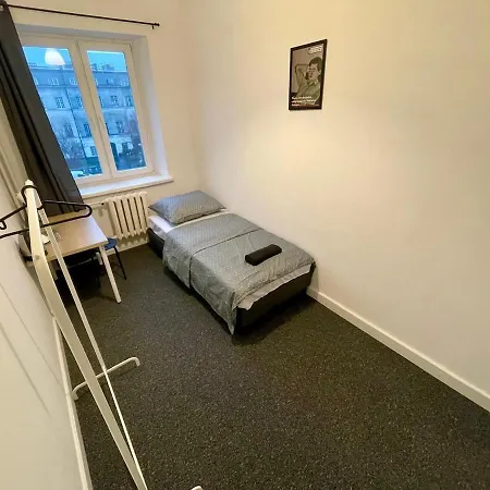 Fantastic Waw - Ch5 C207 Apartment